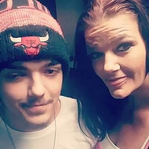 Meet your Posher, Damien